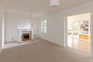 Sitting Room- click for photo gallery